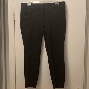 Women’s sz 16 black pants from the Limited